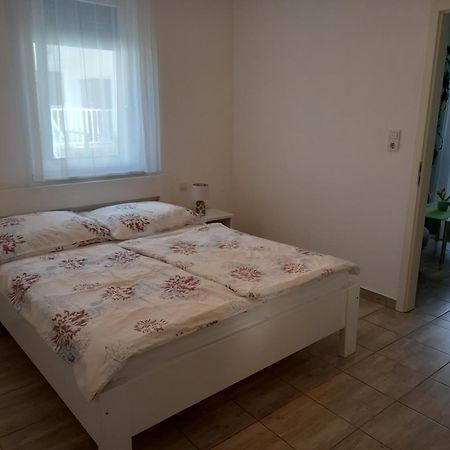 Orchidea Apartman Mosonmagyarovar Exterior foto
