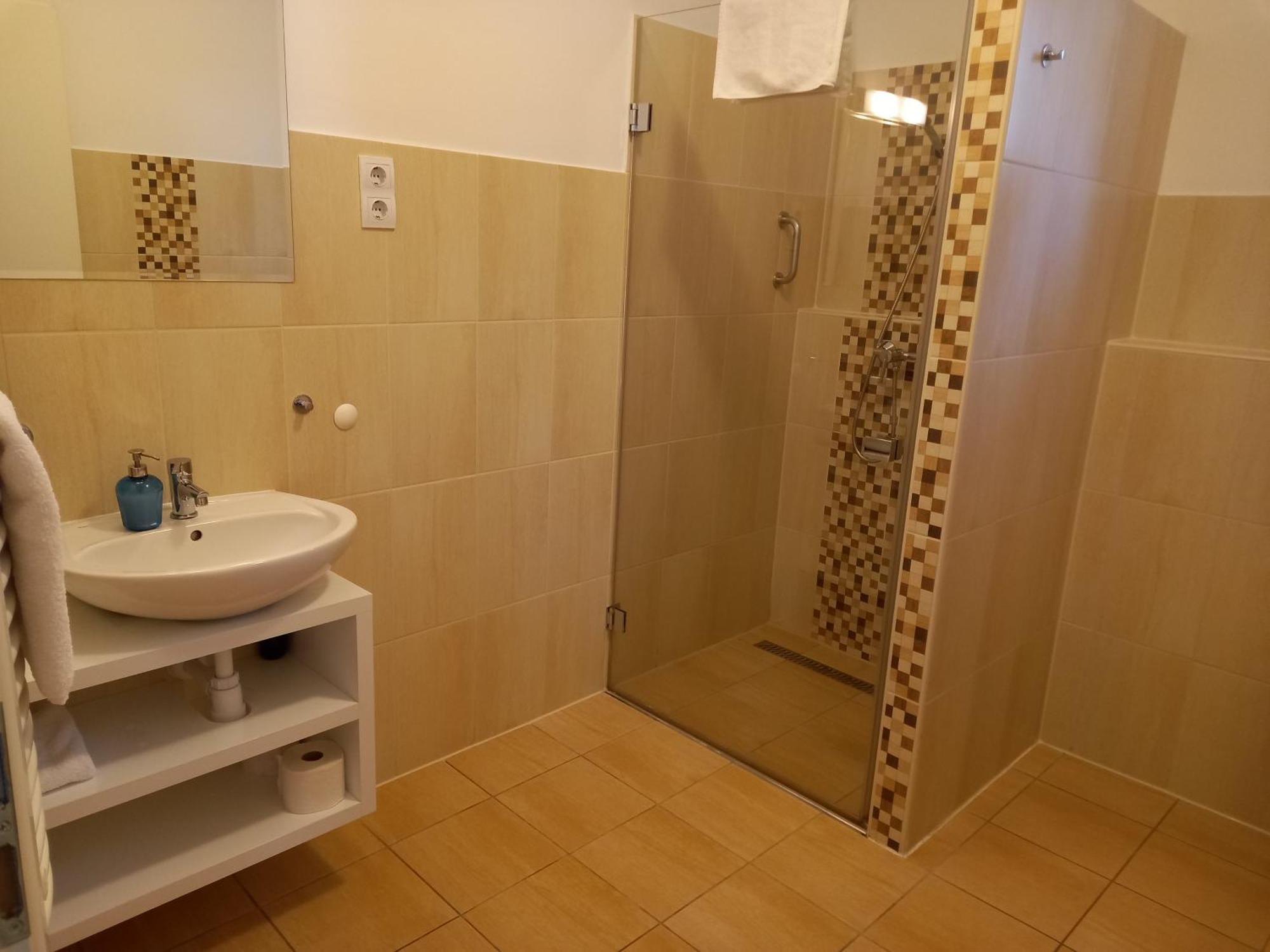 Orchidea Apartman Mosonmagyarovar Exterior foto